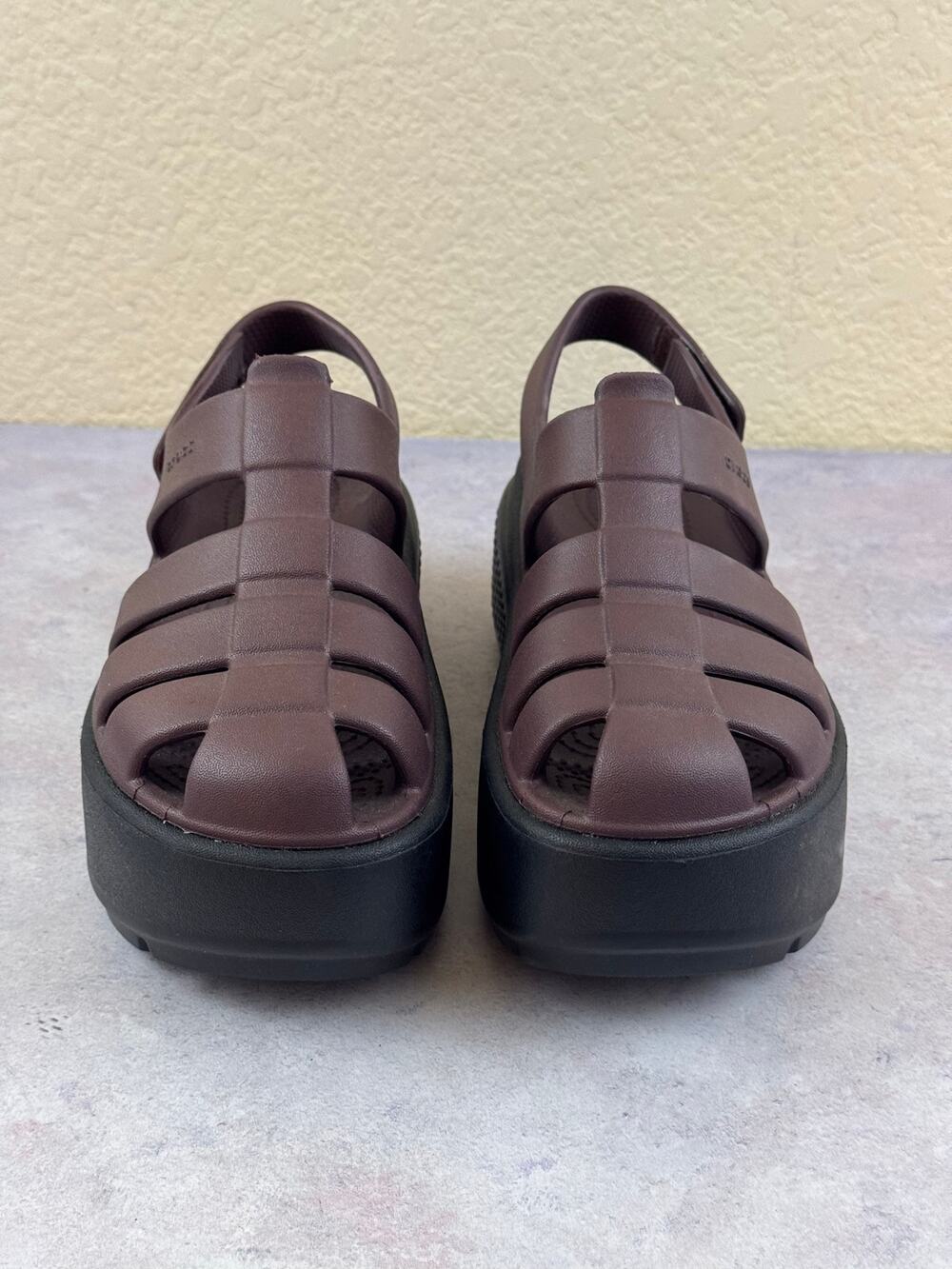 Crocs Women’s Stomp Fisherman Sandal Brown Platform Women's Size 4